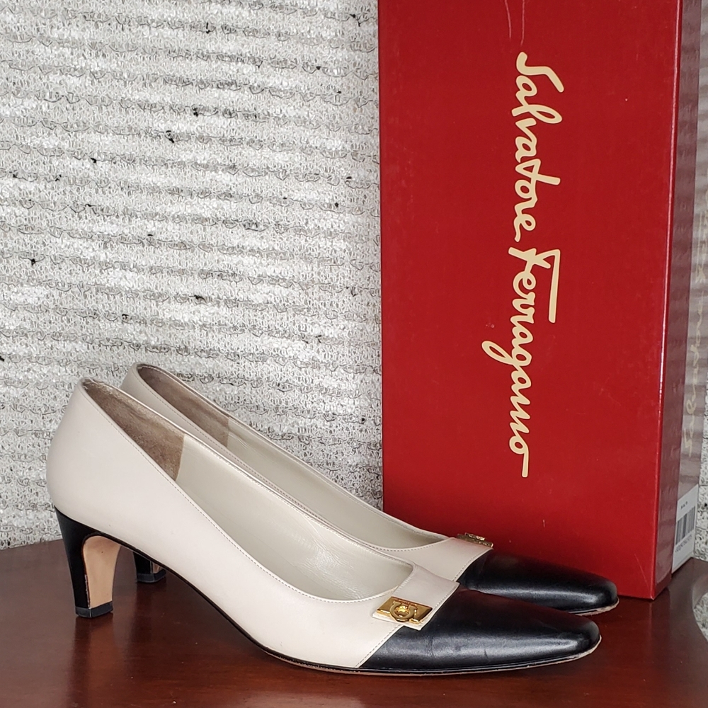 Salvatore Ferragamo Heels - Picture 4 of 16